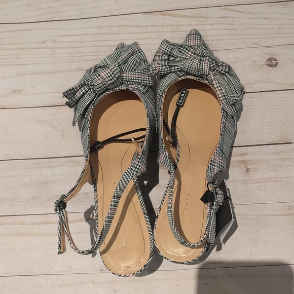 Beautiful sandals by Zara🌸🌸🌸🌸 - Picture 8 of 10